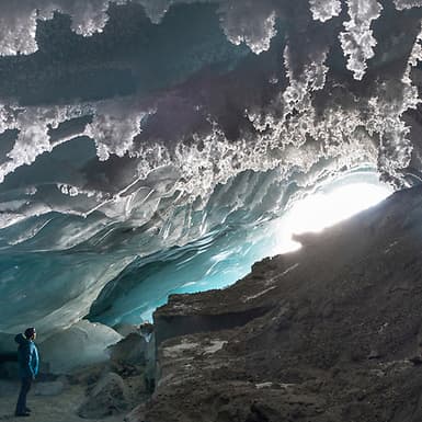 To Rise Against title card